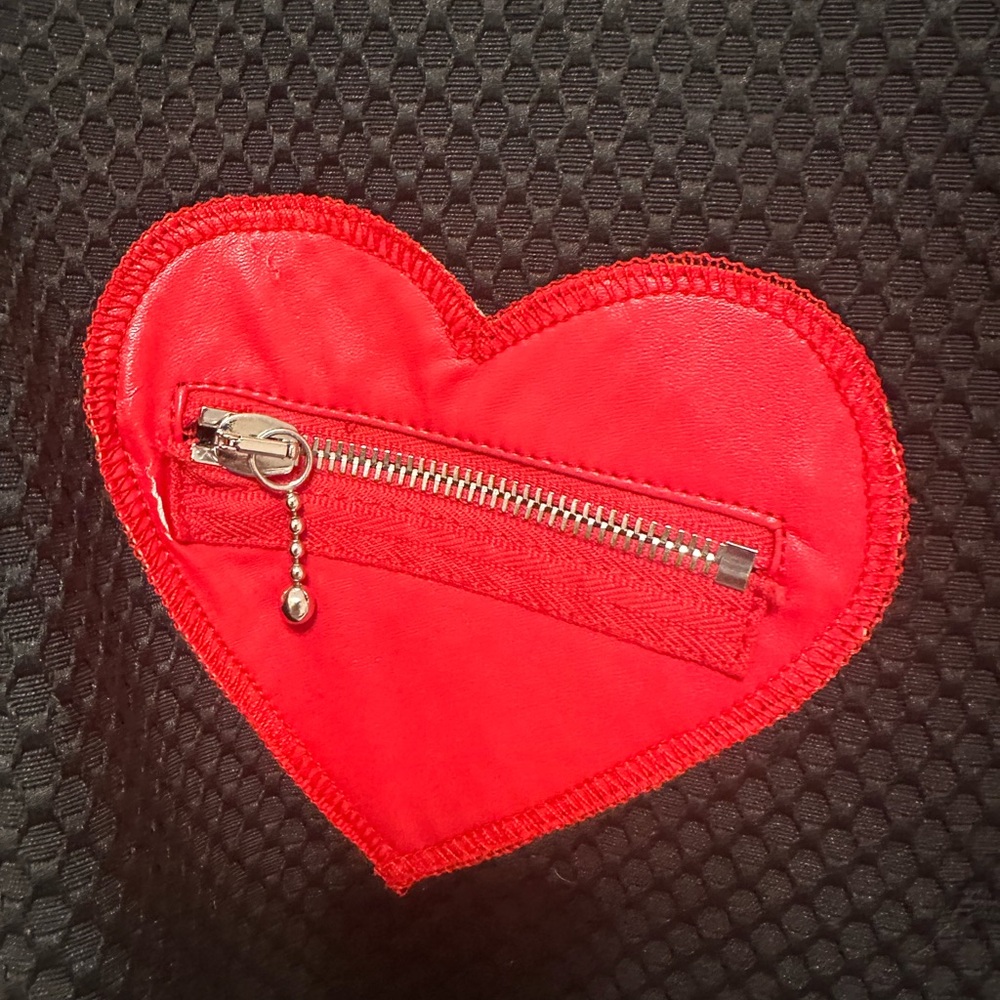 Moschino Black Blazer with Red Heart Details vintage private collection size 6 - Picture 5 of 11